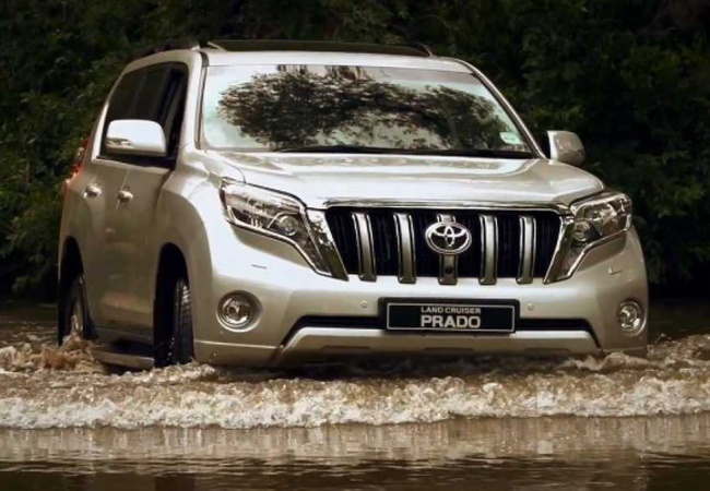 4x4 SUV — 5 passengers